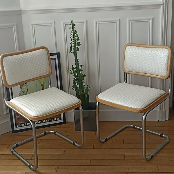 Paire de chaises tubulaires, la paire